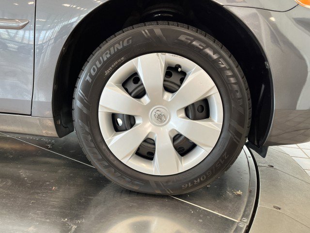 Used 2009 Toyota Camry LE image 40