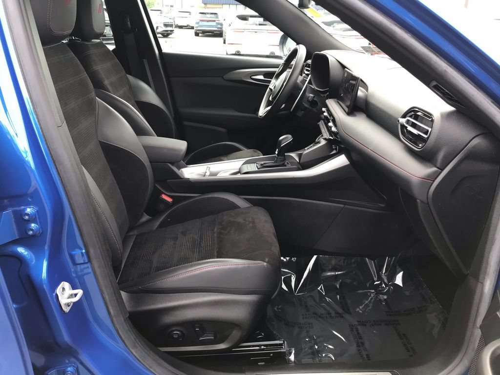 Used 2024 Dodge Hornet R/T AWD/4WD image 17