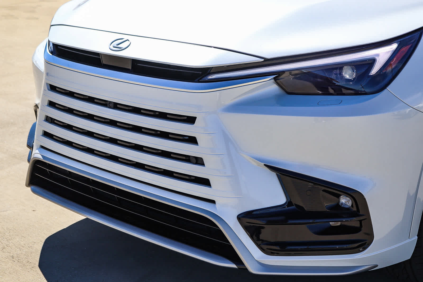 New 2026 Lexus TX 500h AWD image 8