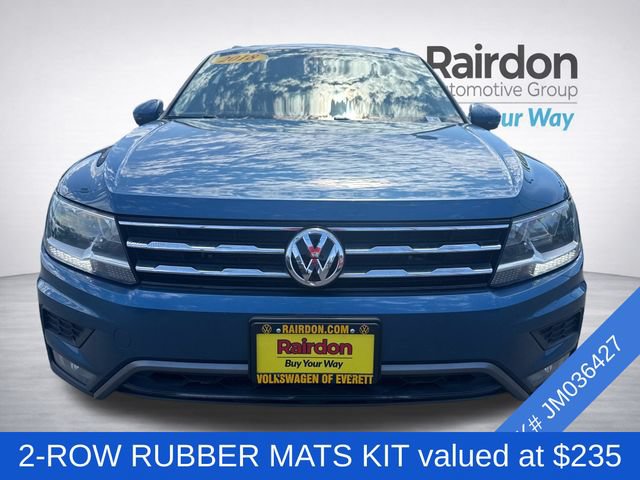 Used 2018 Volkswagen Tiguan SEL AWD/4WD image 2