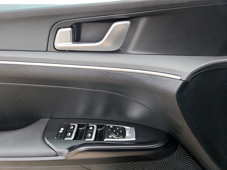 Used 2025 Kia K5 LXS image 22