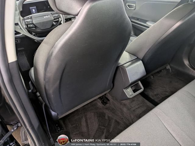 Used 2025 Kia K4 FWD image 25