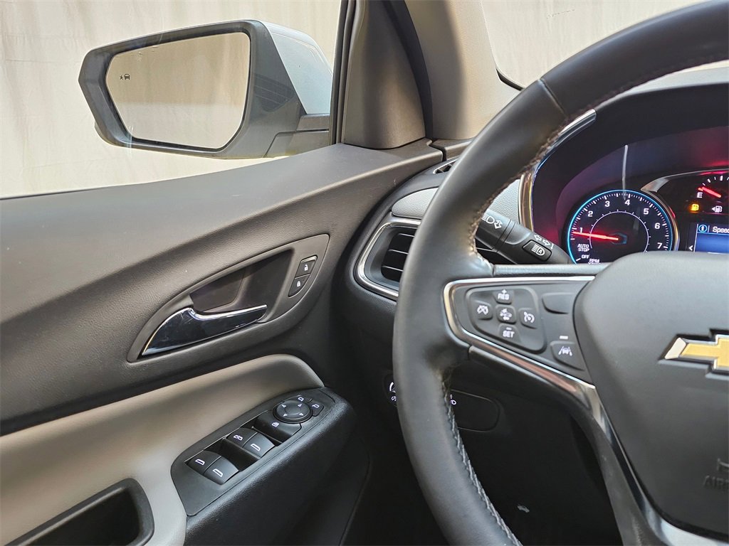 Used 2023 Chevrolet Equinox LT w/ Driver Convenience Package image 31