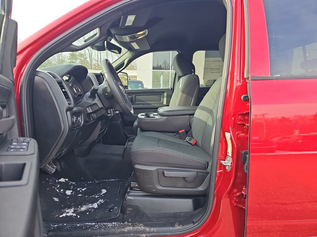 New 2026 RAM 3500 Tradesman AWD/4WD image 11