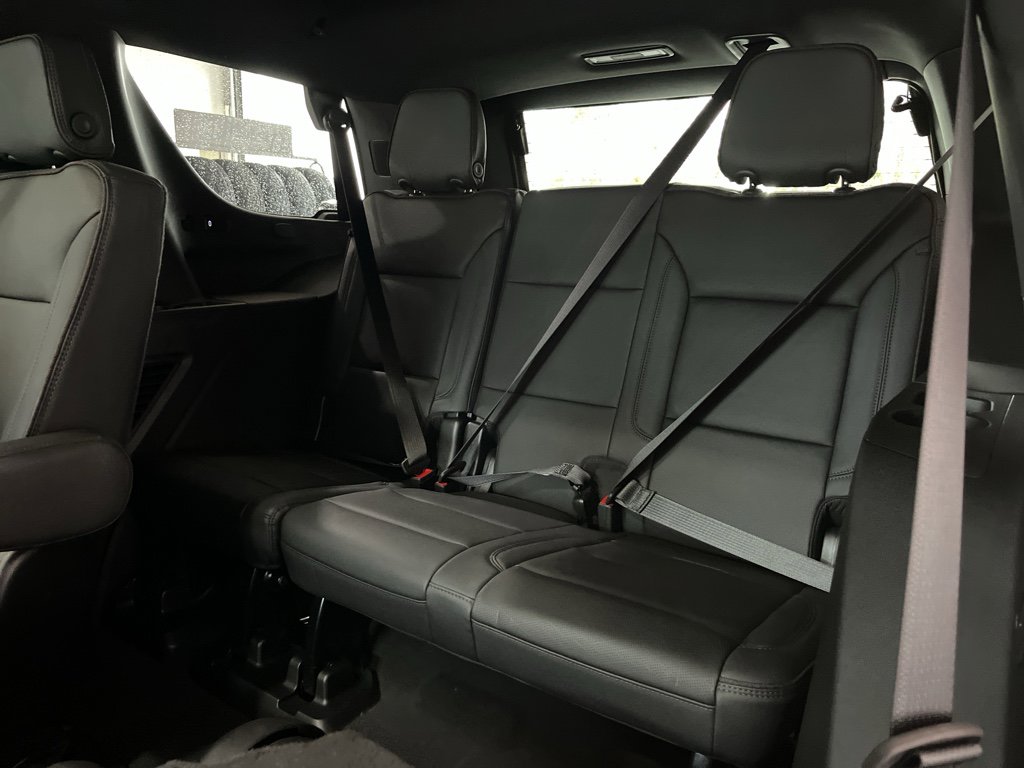Used 2024 Chevrolet Tahoe High Country AWD/4WD image 17