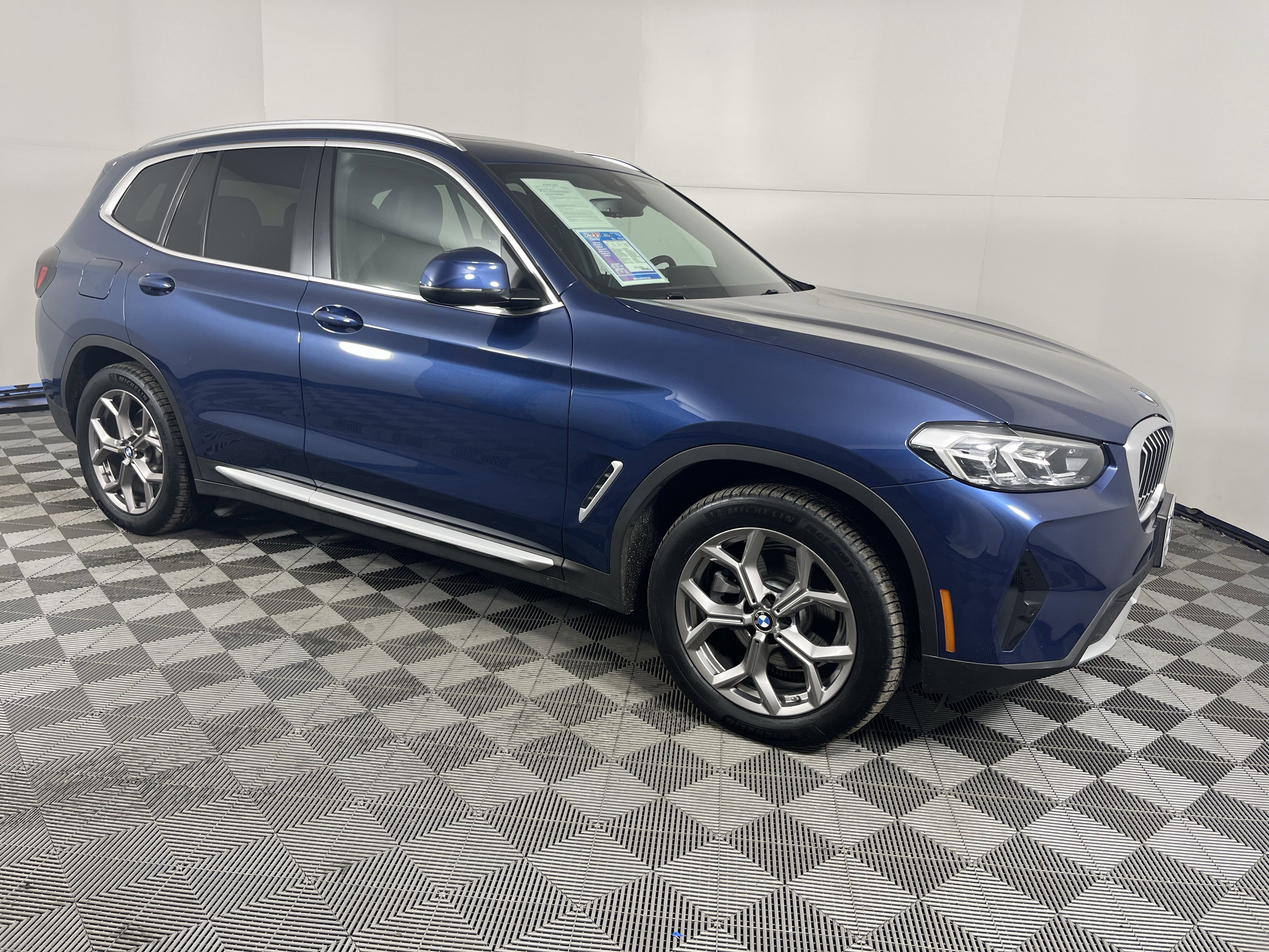 Used 2022 BMW X3 xDrive30i w/ Premium Package image 7