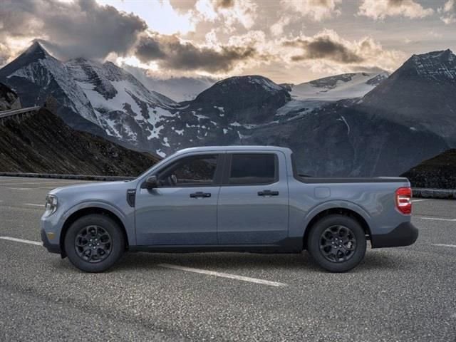 New 2025 Ford Maverick XLT w/ XLT Luxury Package FWD image 3