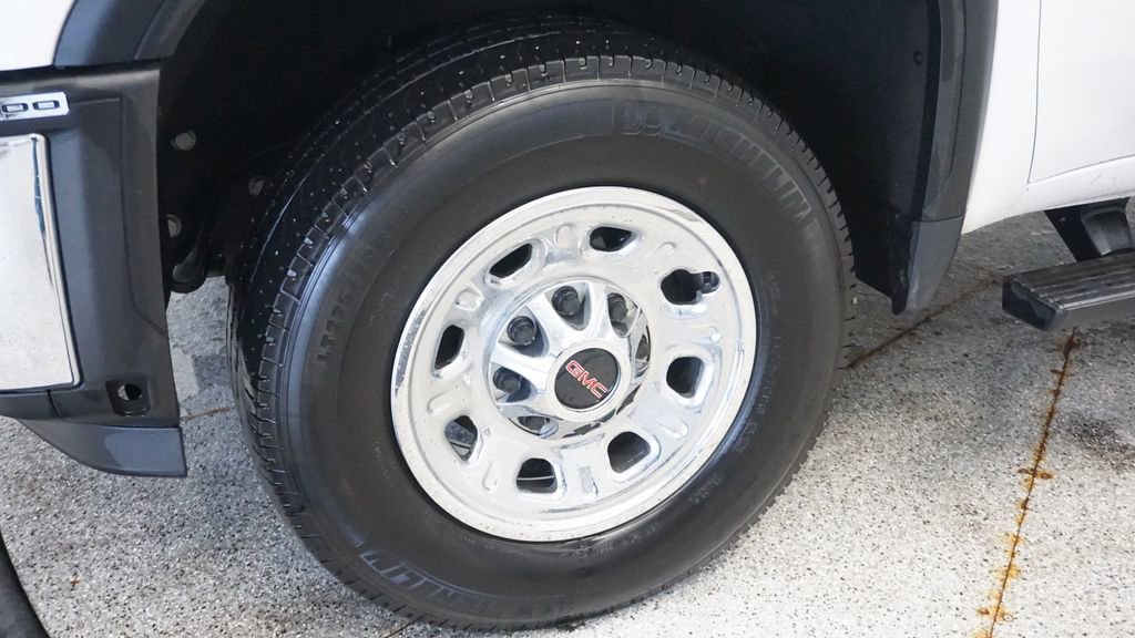 Used 2024 GMC Sierra 3500 Pro image 16