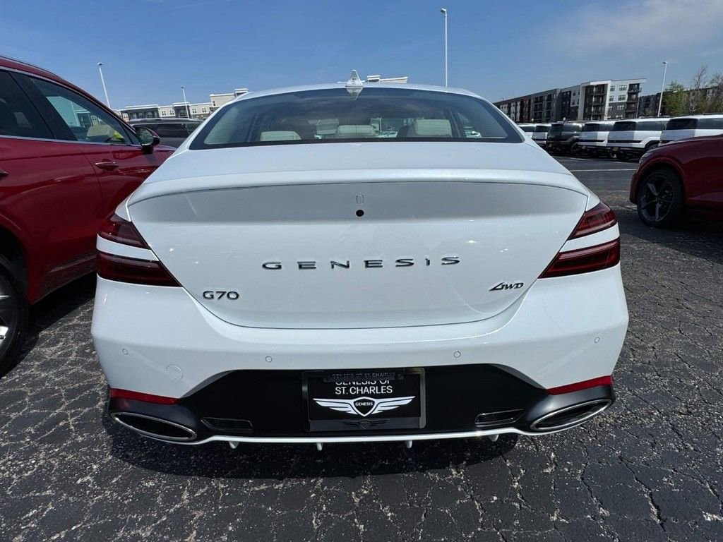 New 2026 Genesis G70 2.5T Prestige image 4