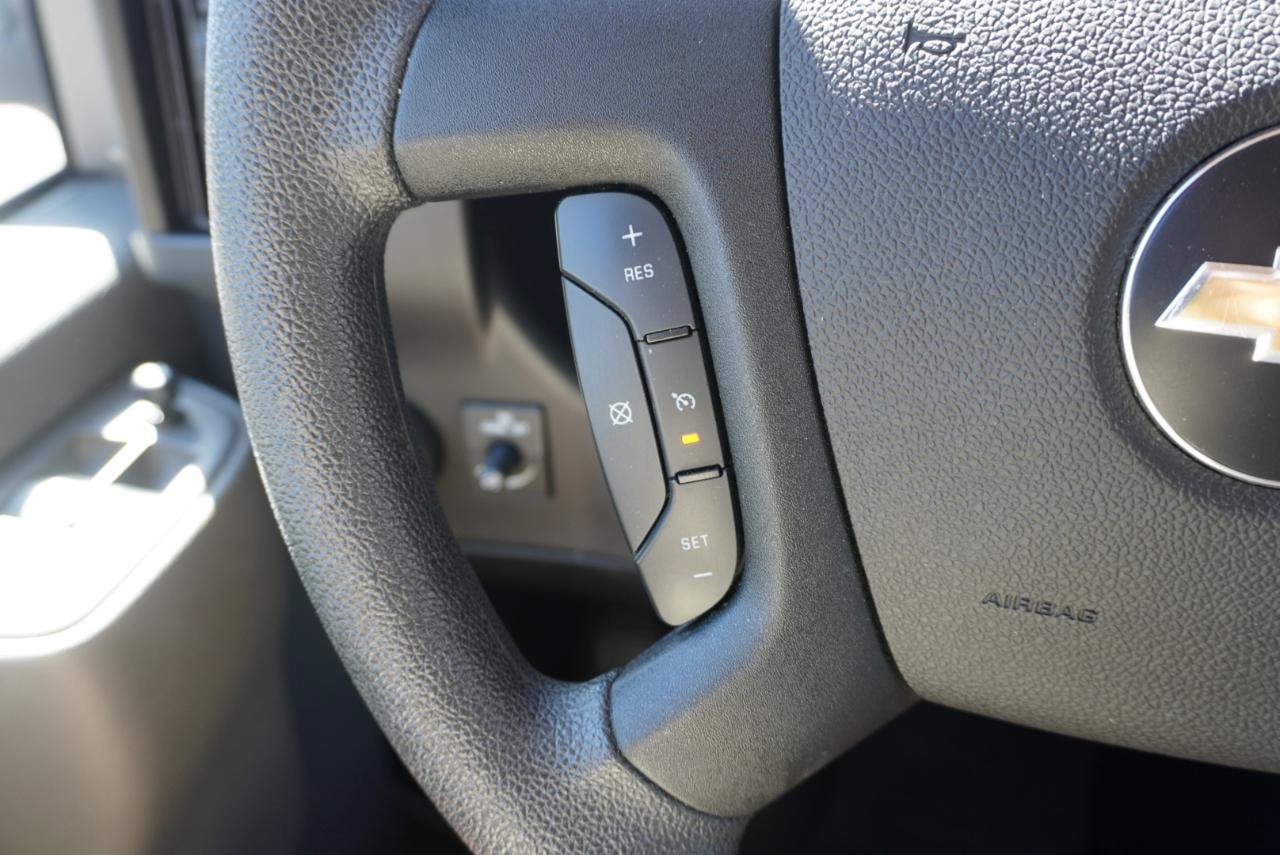 Used 2019 Chevrolet Express 3500 LT w/ LT Preferred Equipment Group RWD image 11