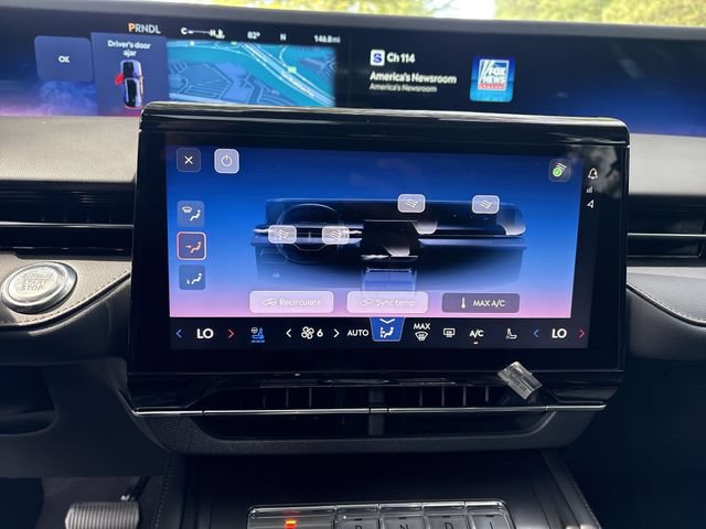 New 2026 Lincoln Nautilus Reserve AWD/4WD image 19