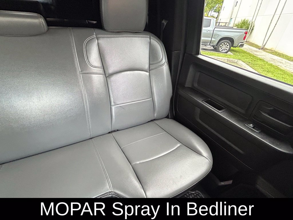 Used 2024 RAM 3500 Tradesman w/ Chrome Appearance Group AWD/4WD image 14
