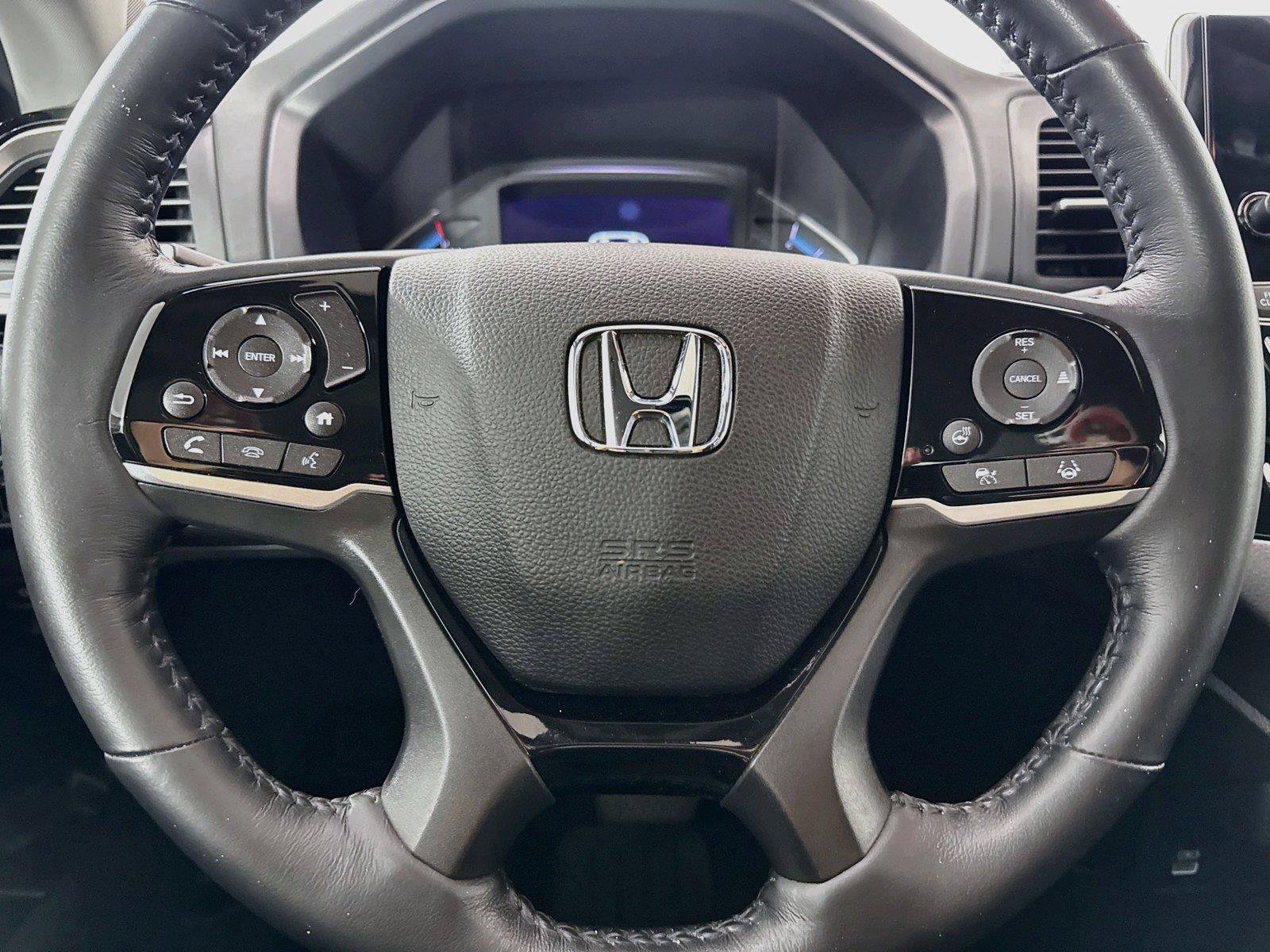 Used 2024 Honda Odyssey Elite image 17