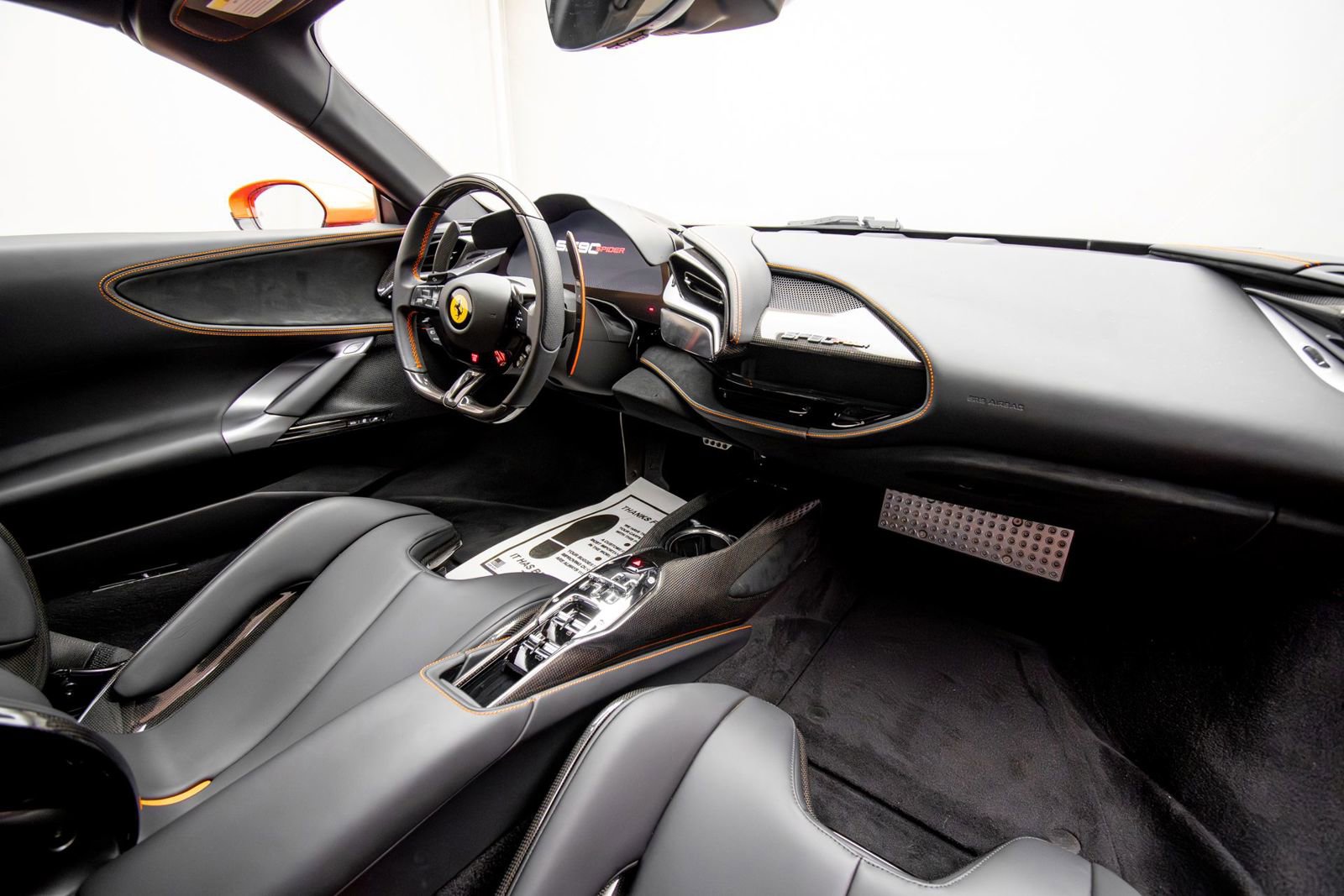 Used 2025 Ferrari SF90 Spider image 33