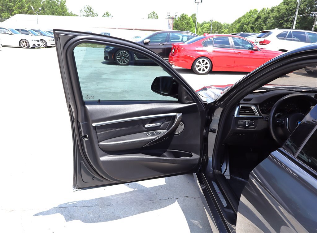 Used 2018 BMW 340i Sedan RWD image 36
