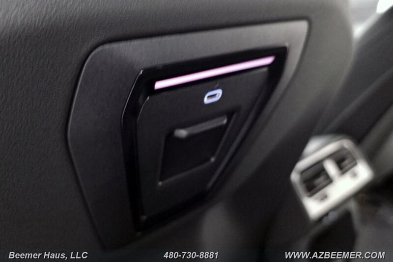 Used 2026 BMW 530i w/ M Sport Package RWD image 32