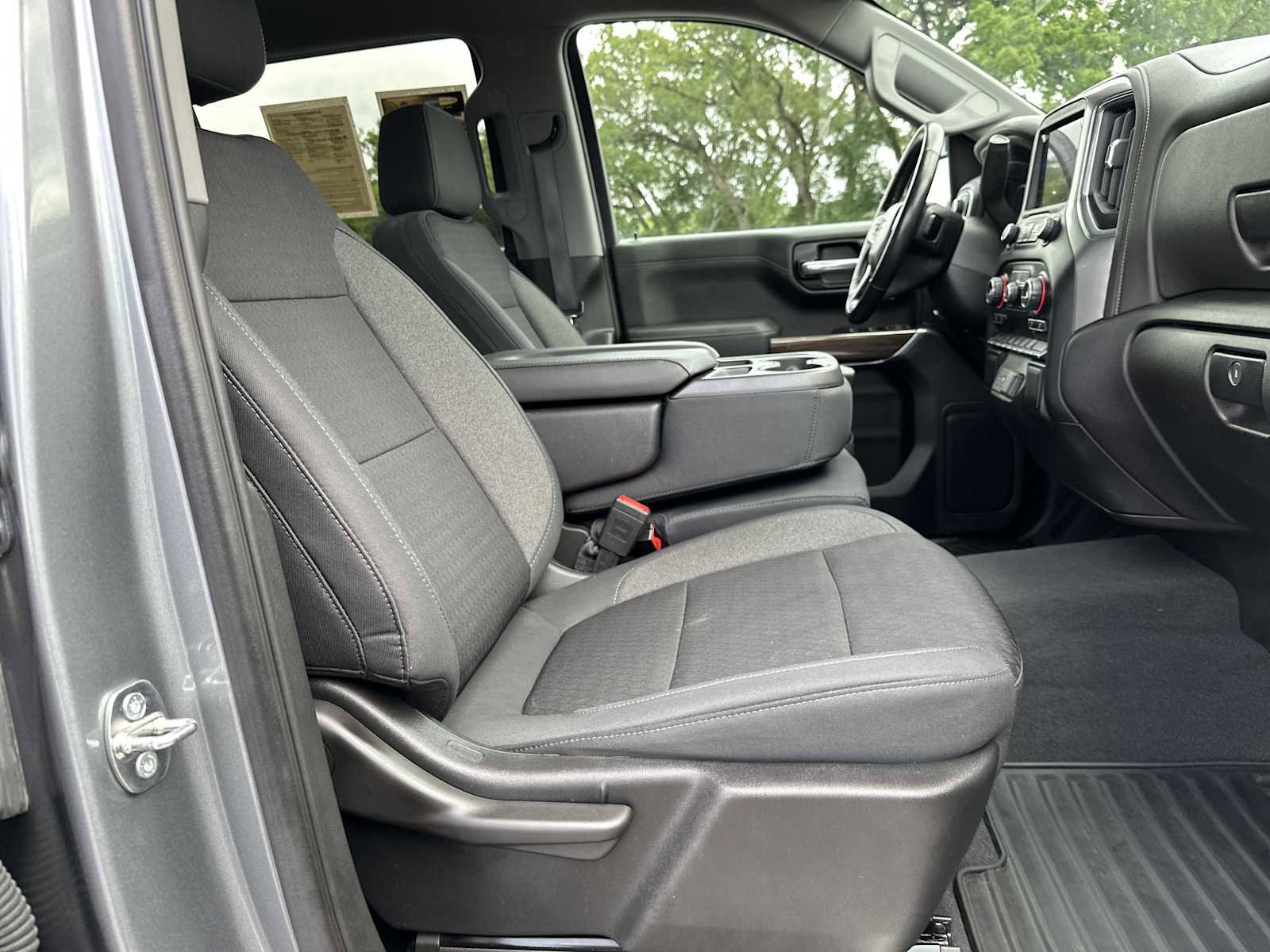 Used 2019 Chevrolet Silverado 1500 LT w/ All-Star Edition RWD image 27
