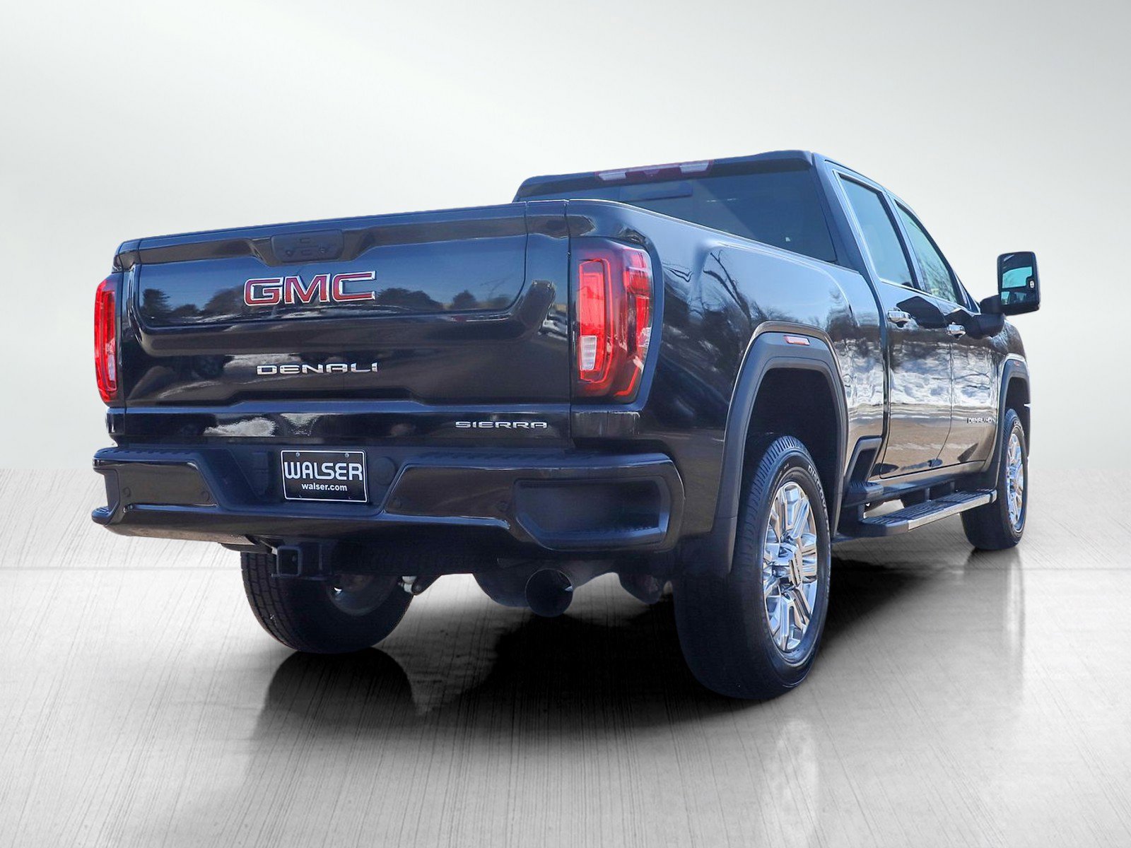 Used 2022 GMC Sierra 3500 Denali image 5