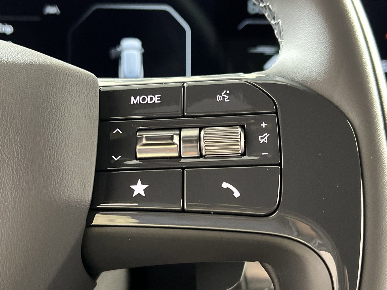 New 2026 Kia EV9 Land w/ Nightfall Edition Package image 29