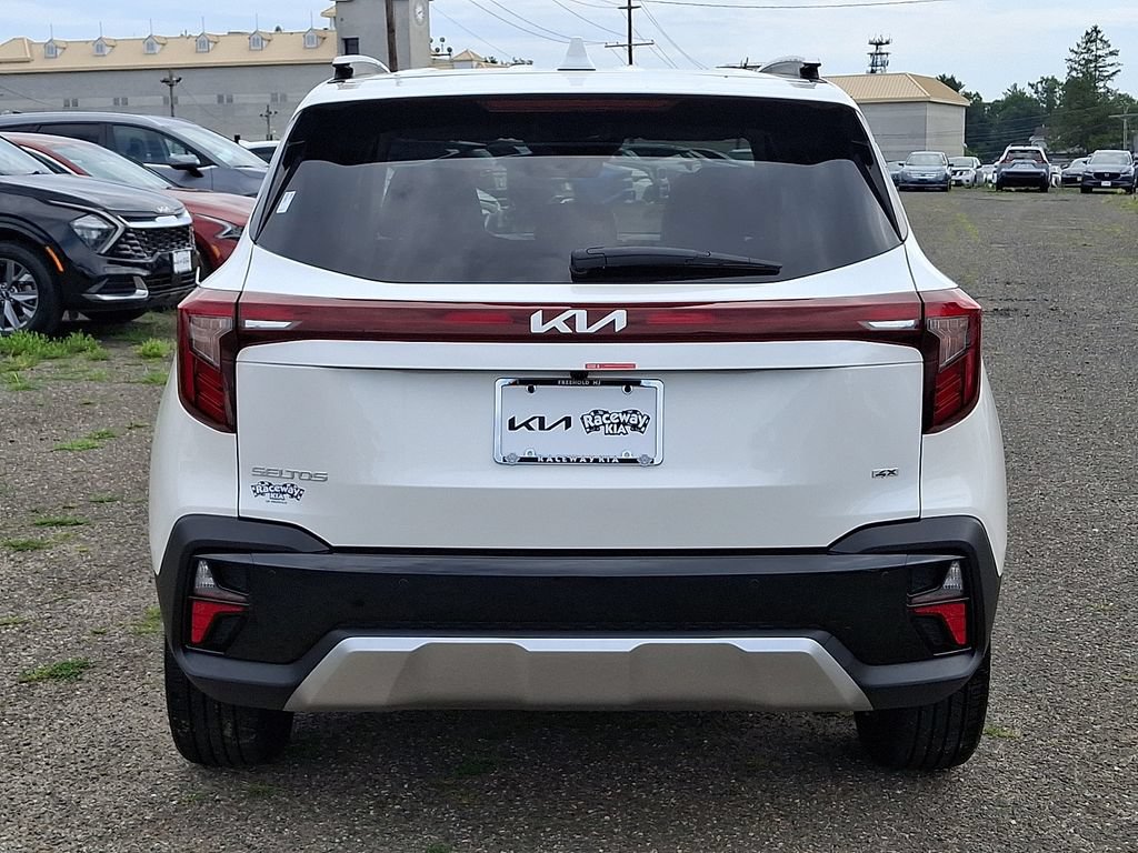 Certified 2026 Kia Seltos EX w/ EX Sunroof Package AWD/4WD image 6