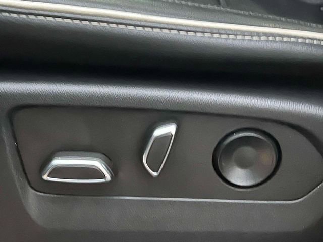 Used 2022 Cadillac Escalade ESV Sport w/ LPO, ONYX Package image 19