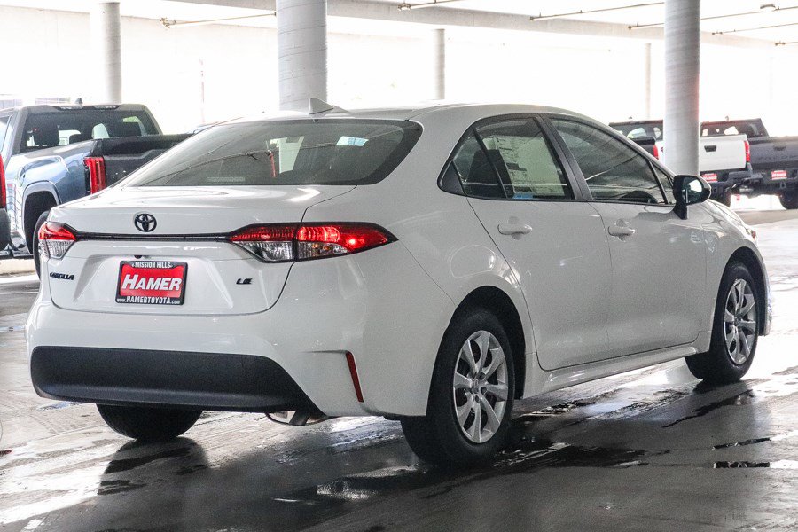 New 2027 Toyota Corolla LE FWD image 7