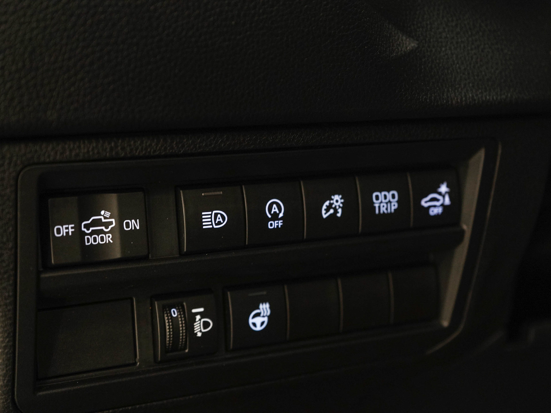 Used 2022 Toyota Tundra SR5 AWD/4WD image 25
