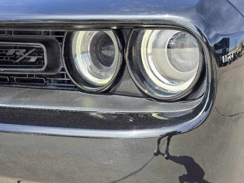 Used 2016 Dodge Challenger R/T image 14