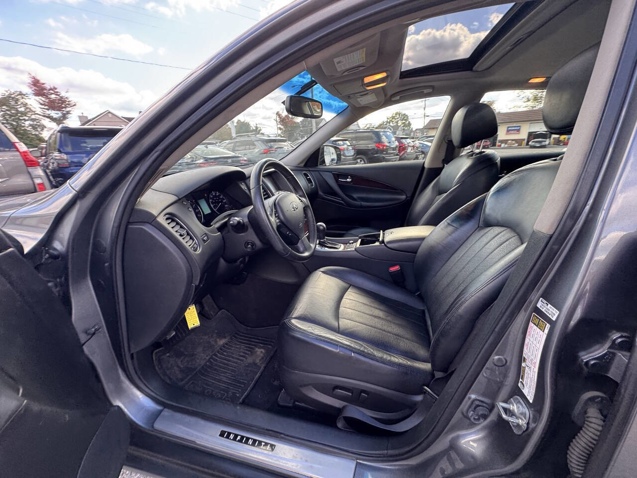 Used 2017 INFINITI QX50 2WD w/ Premium Package image 47