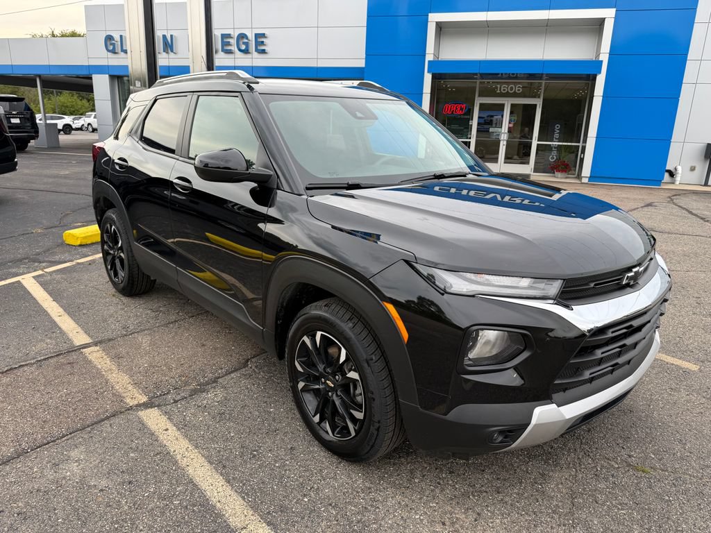 Certified 2023 Chevrolet TrailBlazer LT w/ Convenience Package AWD/4WD image 8