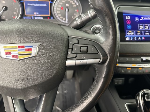 Used 2020 Cadillac XT4 Premium Luxury w/ Sun And Sound Package AWD/4WD image 13