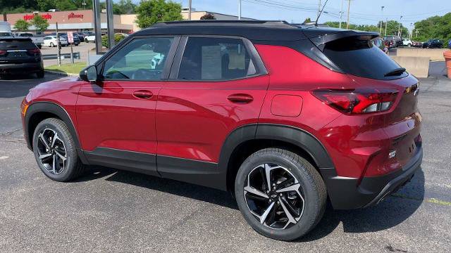 Certified 2023 Chevrolet TrailBlazer RS w/ Sun and Liftgate Package AWD/4WD image 6