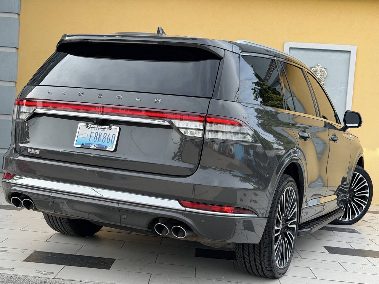 Used 2020 Lincoln Aviator Black Label w/ Dynamic Handling Package AWD/4WD image 4