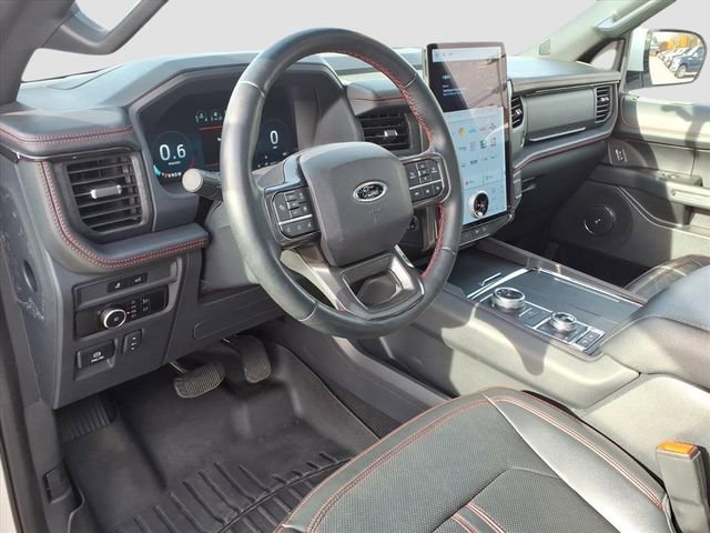 Used 2023 Ford Expedition Limited image 16