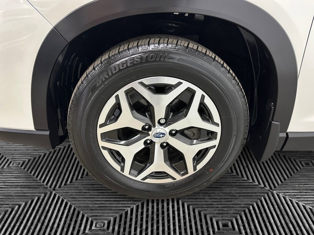 Used 2022 Subaru Forester Premium AWD/4WD image 14