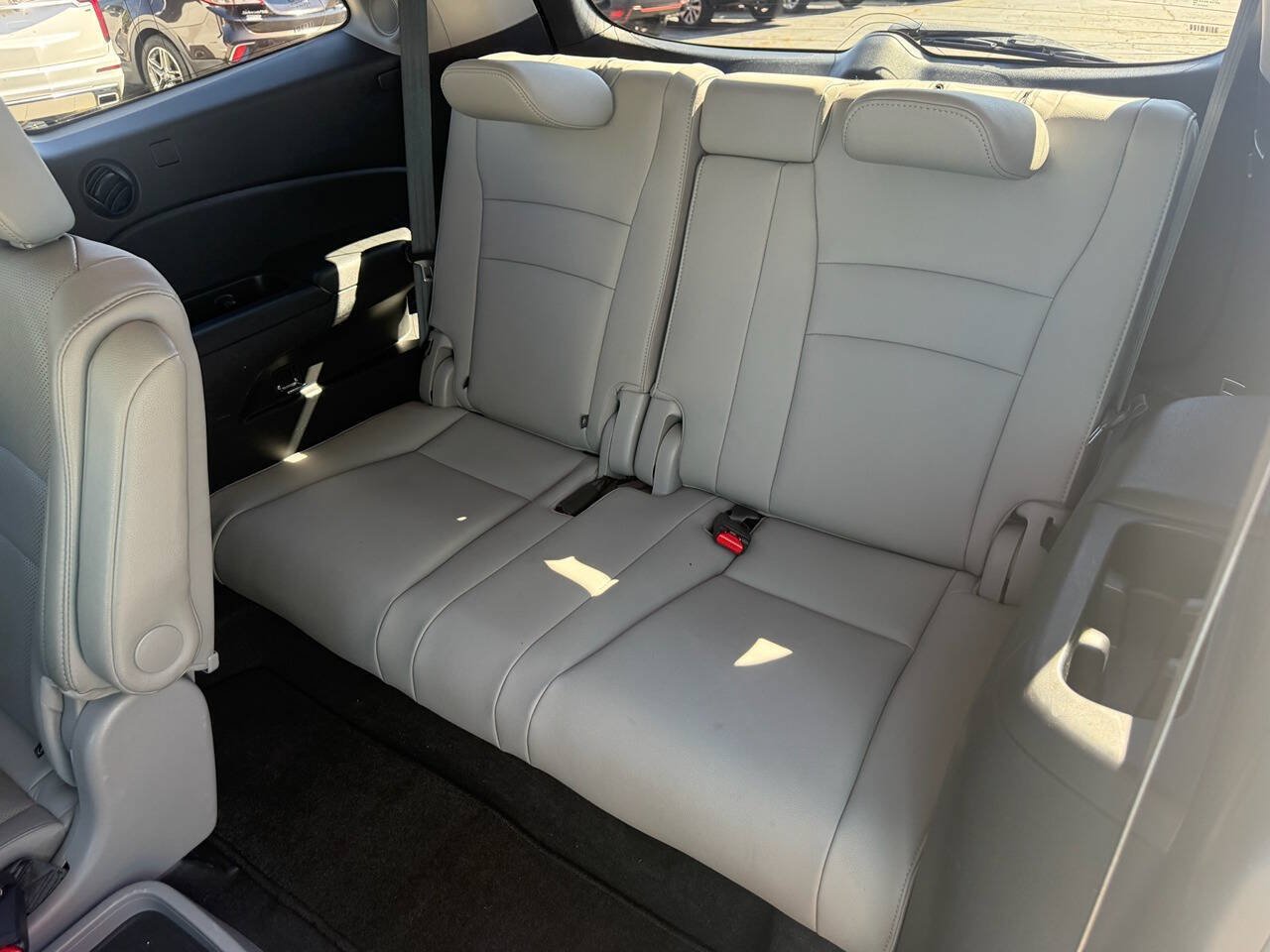 Used 2016 Honda Pilot Elite image 10