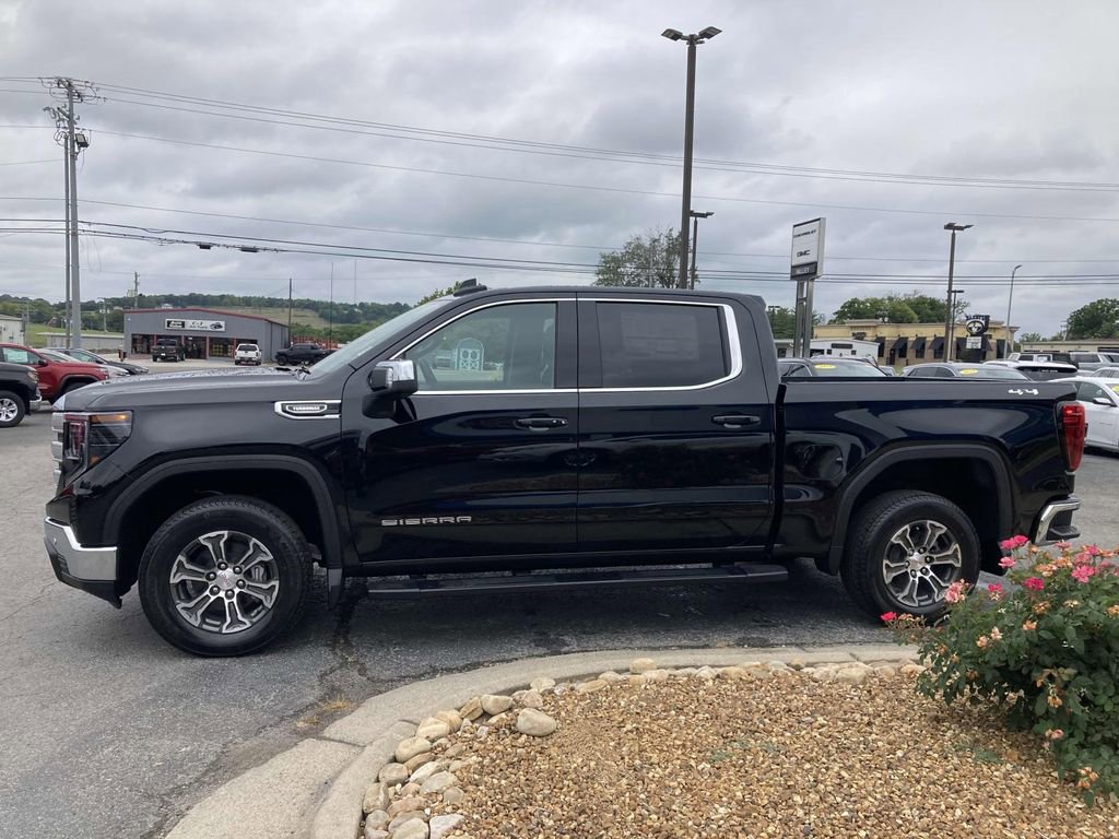 New 2026 GMC Sierra 1500 SLE w/ Preferred Package image 7