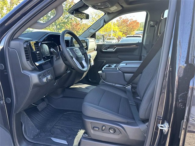 New 2026 GMC Sierra 1500 Elevation w/ LPO, Elevation Black Package image 9