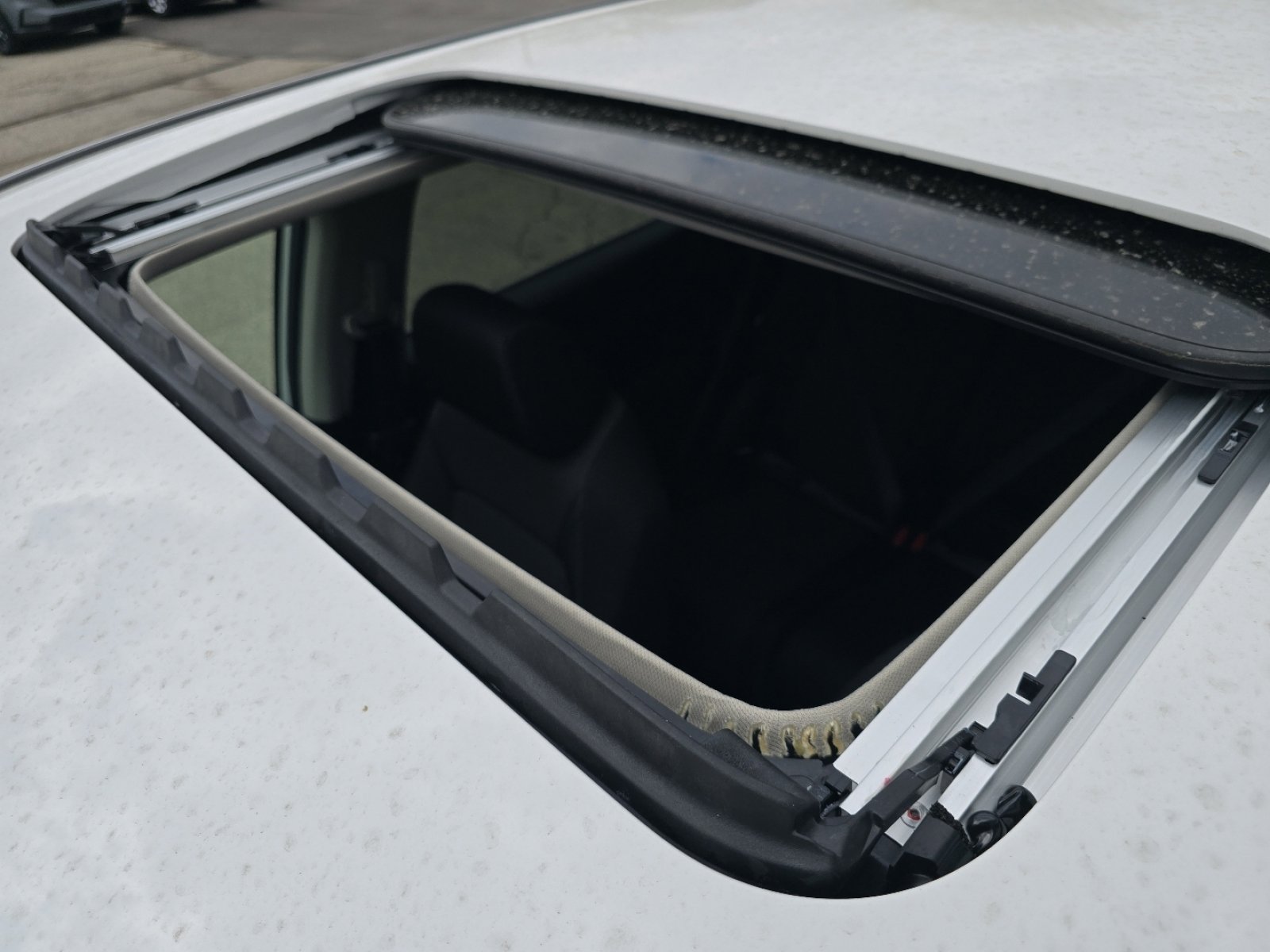 New 2026 Honda CR-V EX image 3