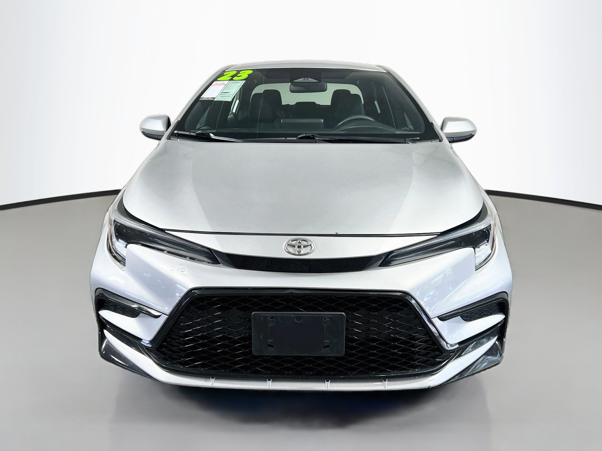 Used 2023 Toyota Corolla SE w/ Carpet Mat Package (TMS) FWD image 11
