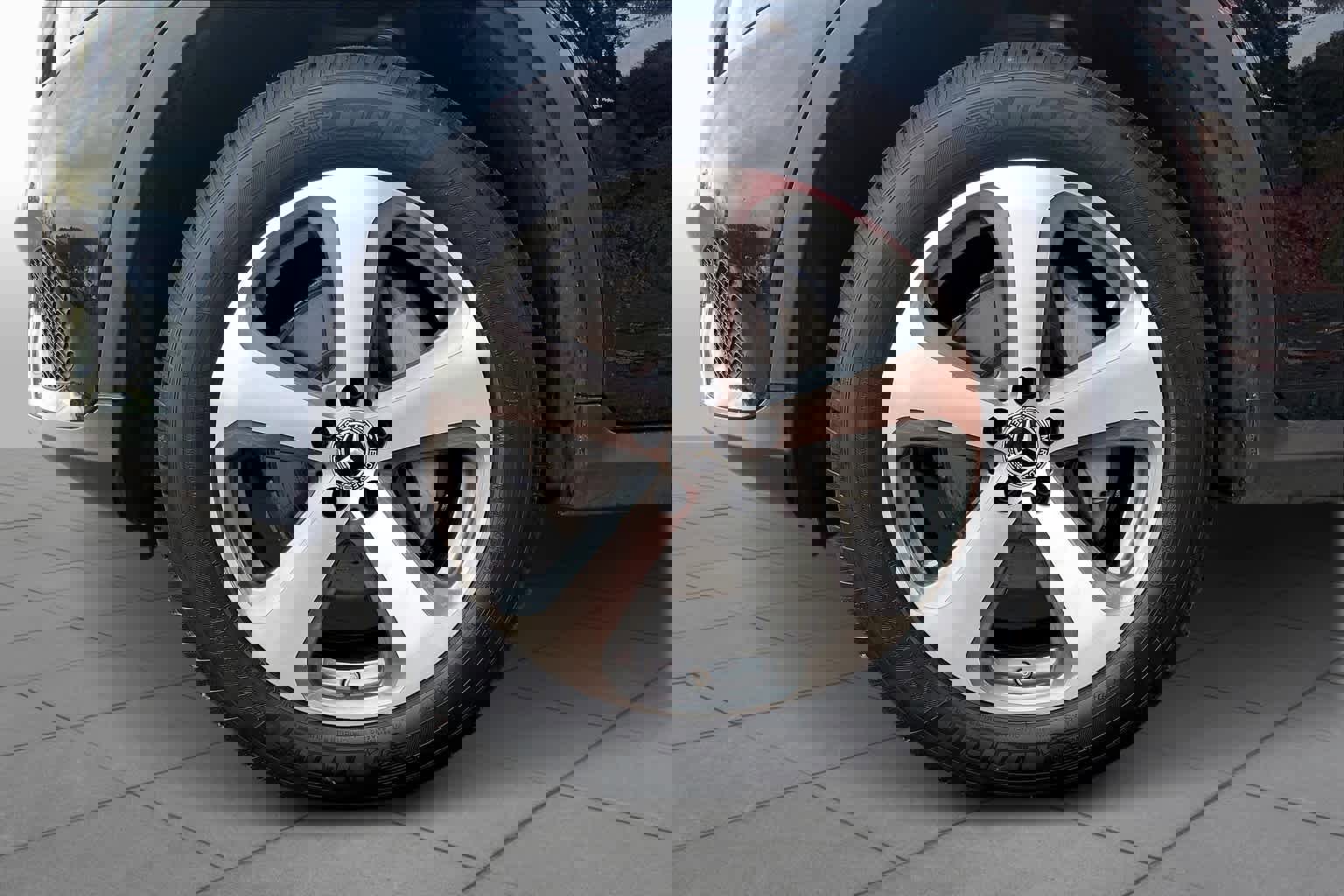 Used 2017 Mercedes-Benz GLC 300 4MATIC image 10