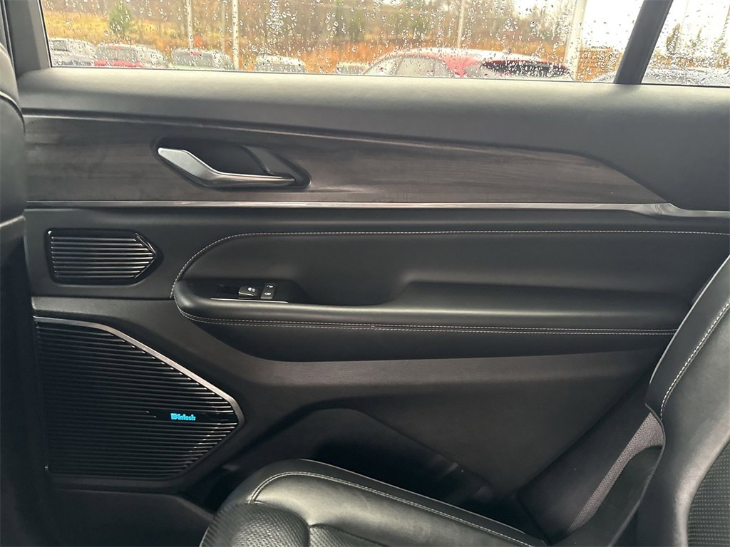 Used 2021 Jeep Grand Cherokee L Overland image 27