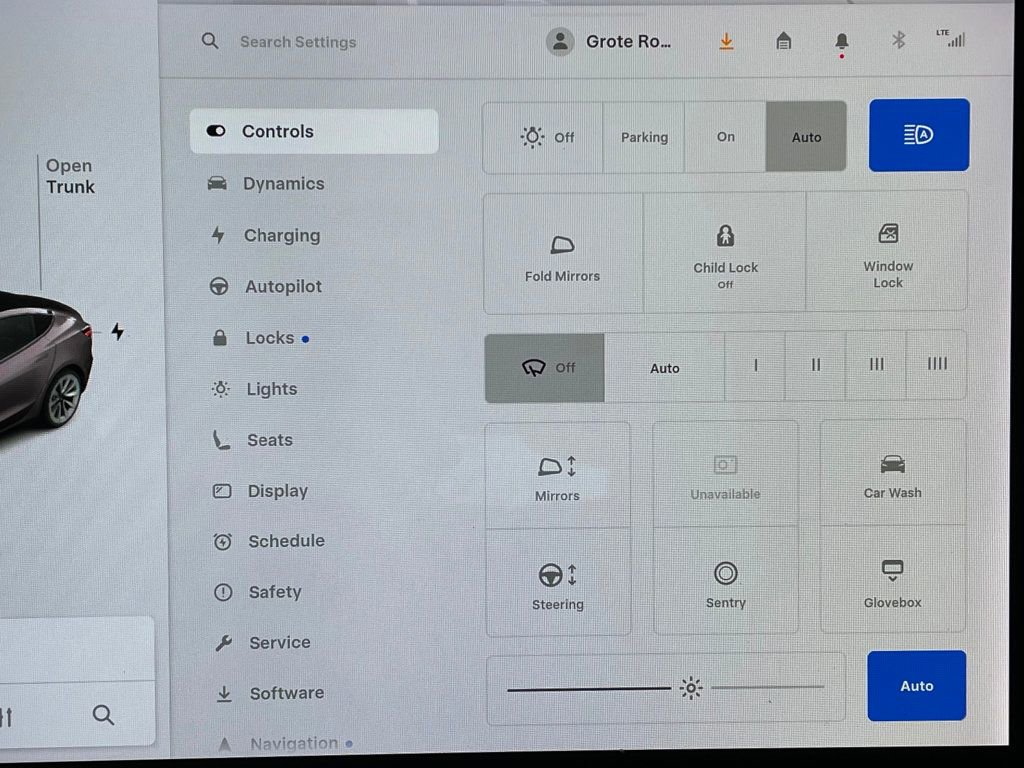 Used 2021 Tesla Model 3 Standard Range Plus image 30