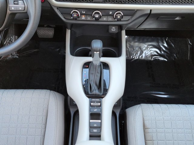 Used 2024 Honda HR-V LX image 19