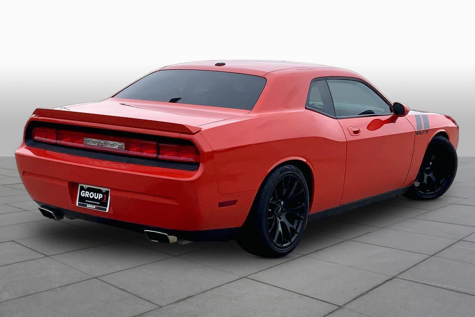 Used 2009 Dodge Challenger R/T RWD image 10