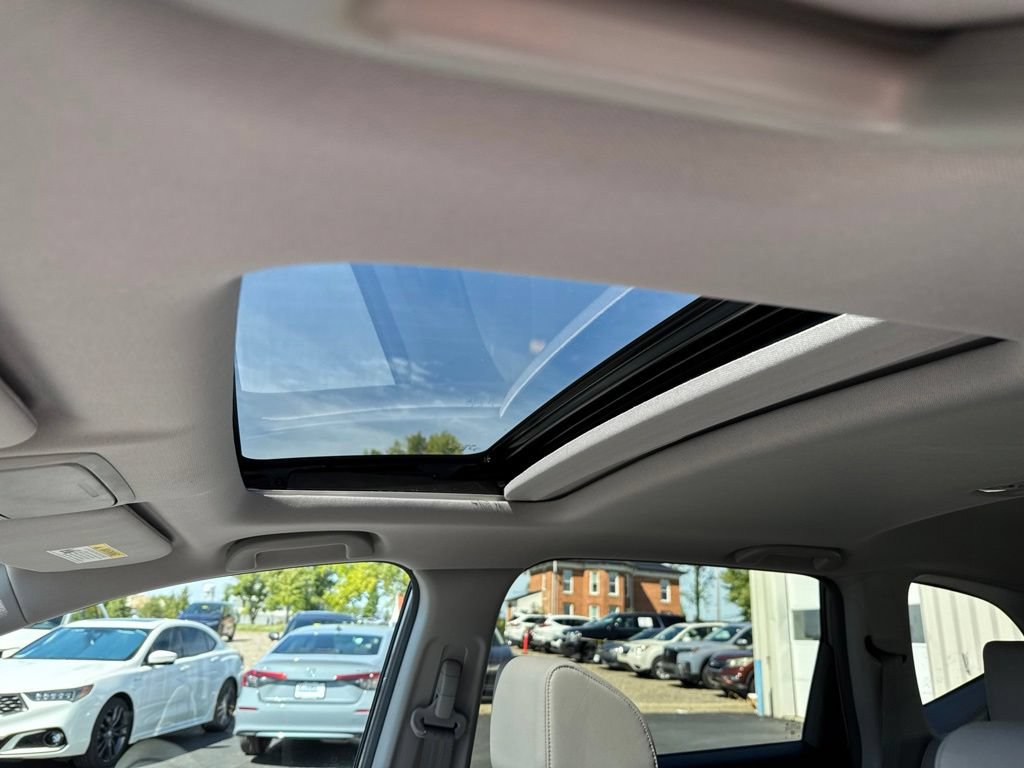 Used 2017 Honda CR-V Touring image 31