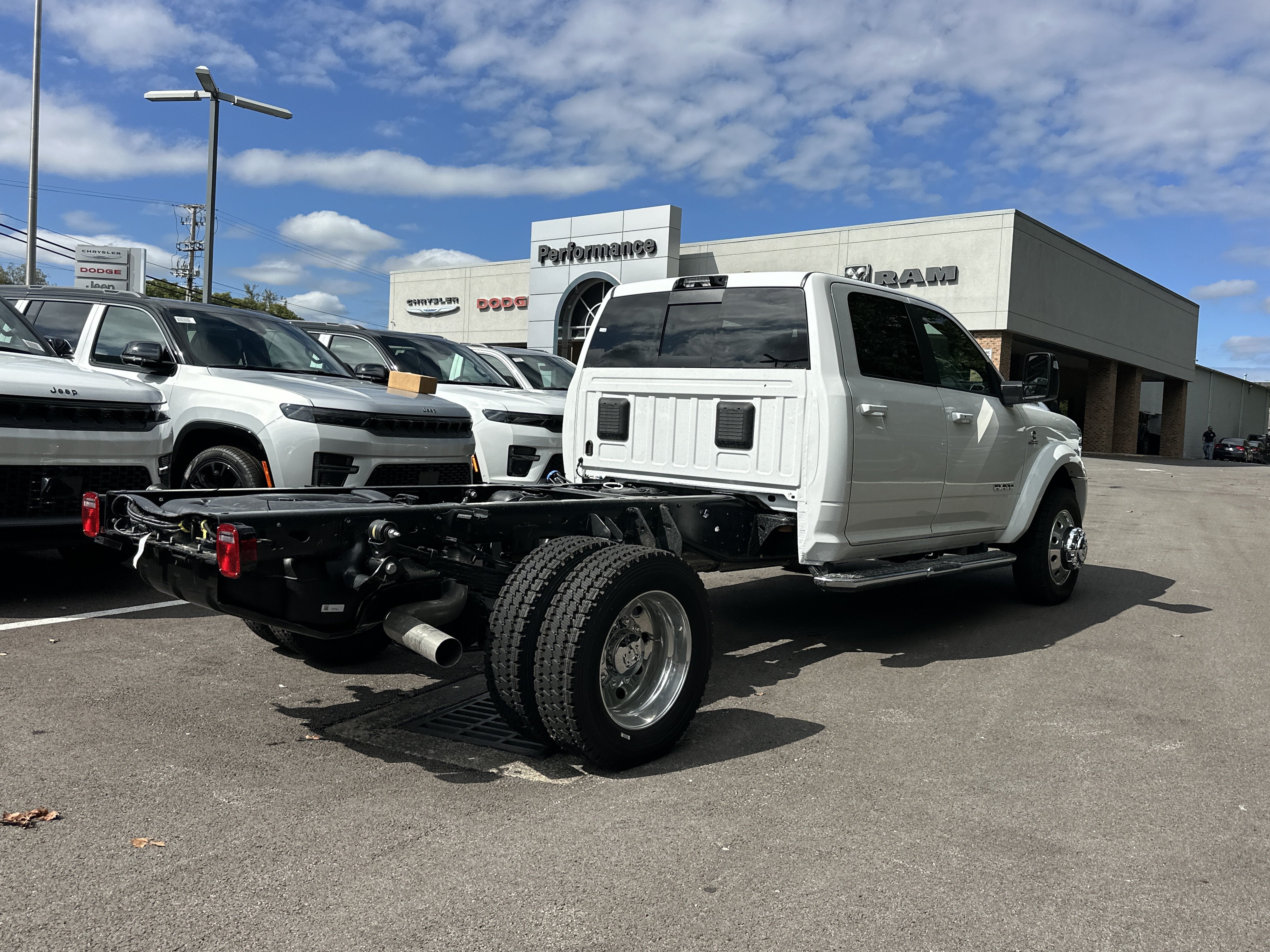 New 2027 RAM 5500 4x4 Crew Cab w/ Laramie Trim Package image 18