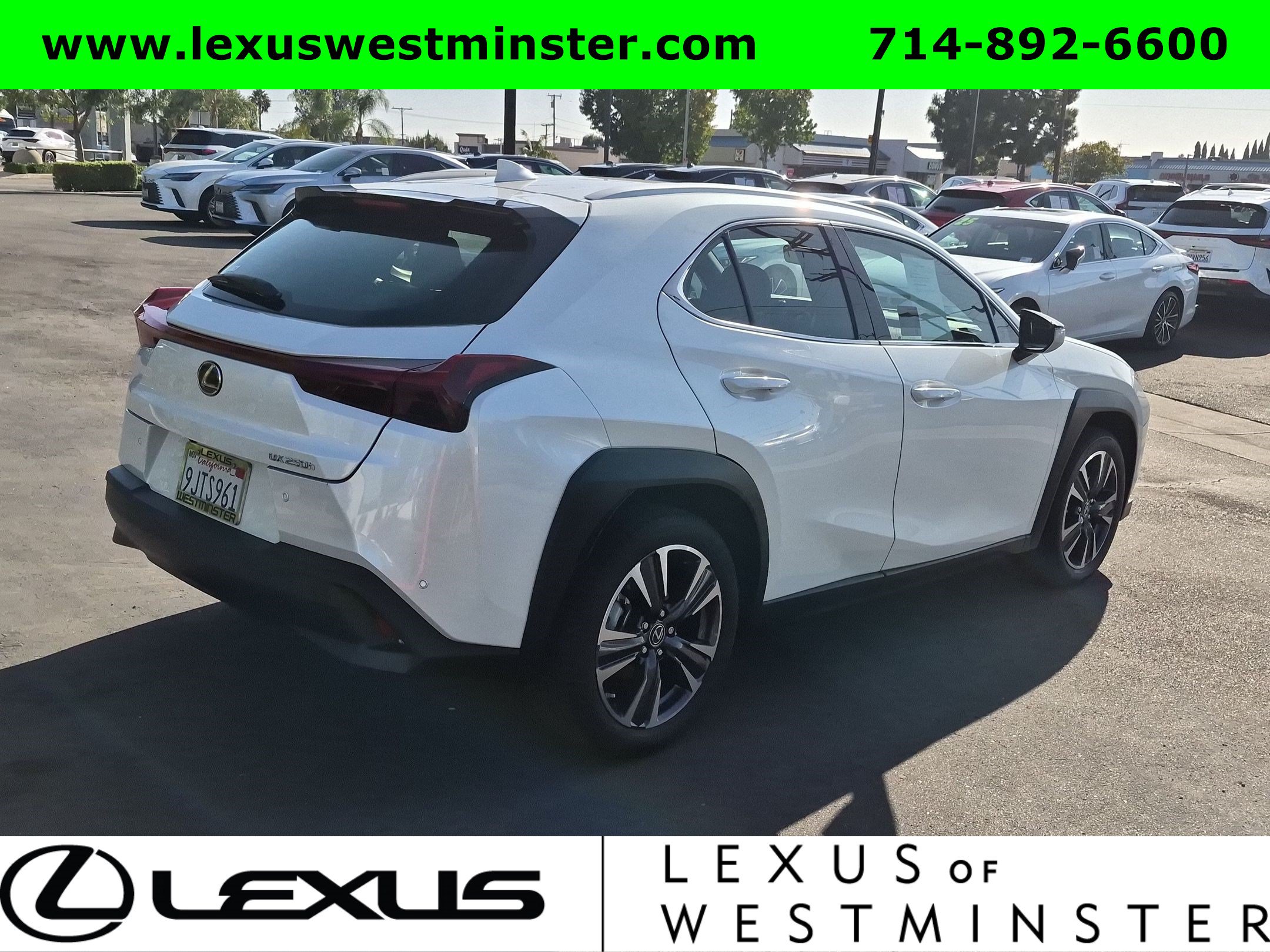 Certified 2024 Lexus UX 250h FWD image 9