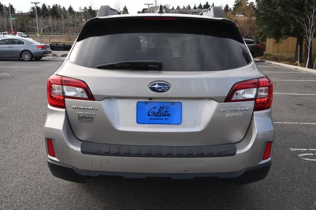 Used 2017 Subaru Outback 2.5i Premium image 4