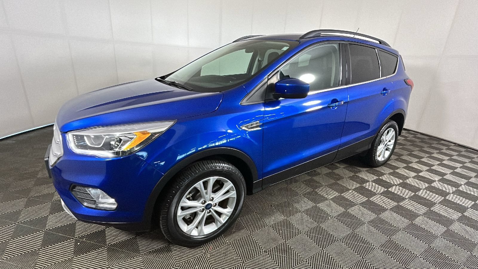 Used 2019 Ford Escape SEL AWD/4WD image 7